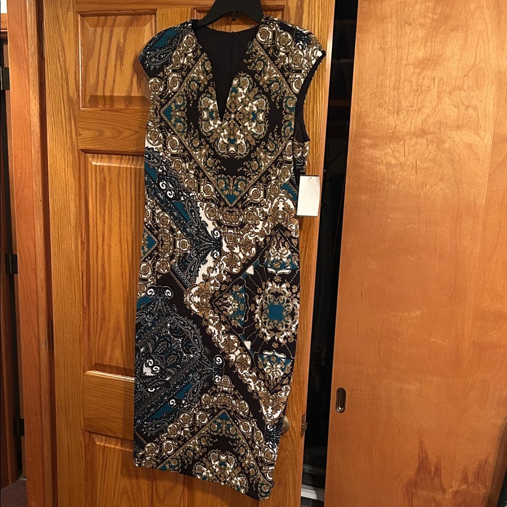 Elegant Multicolor Patterned Dress